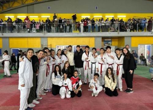 YayTanSay Taekwondo Kulübü, 12 madalya ile Türkiye Şampiyonası’na hazır