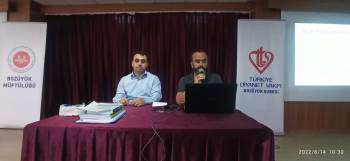 Yaz Kur’An Kursu Eğitim Seminerleri Başladı
