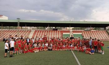 Yaz Spor Okuluna Büyük İlgi
