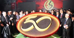 Yazarlarımız logoyu yorumladı