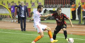 Yedek ağırlıklı kadro