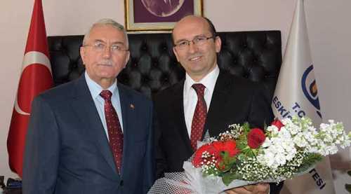 YENİ DEKAN VURAL BÜTÜN OLDU