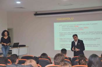 Yeni Hekimlere Hizmet İçi Eğitim Verildi
