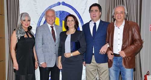 YENİ KOLEJLİLER YEMEKTE BULUŞTU