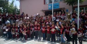 Yeni nesil siyah-kırmızı