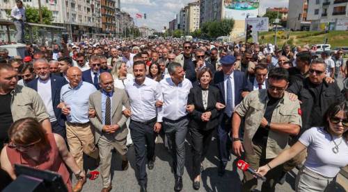 YENİ Parti’de asıl sınav ön seçim için verilecek!