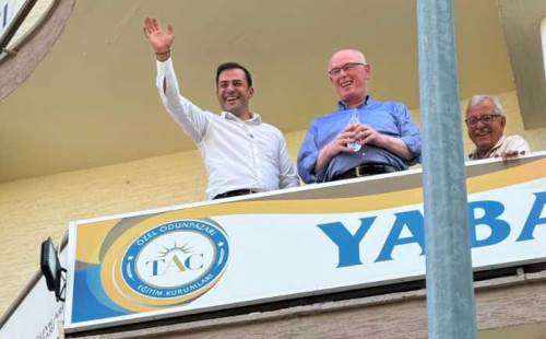 Yeni Parti Eskişehir’de yeni il binasını gezdi