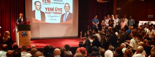 Yeni Parti’ye yoğun katılım! Üye sayısı 400 bini aştı