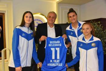 Yeni Sezon Öncesinde Bir Araya Geldiler
