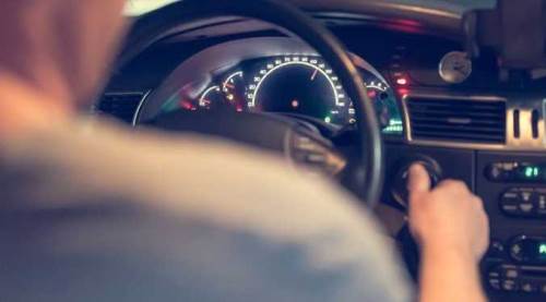 Yeni trafik cezaları cep yakacak: Ehliyetsiz sürüş, drift, kasksız seyir...