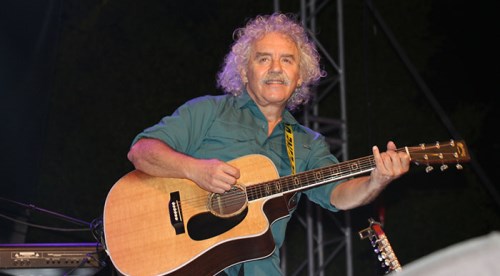 Yeni Türkü Eskişehirli sevenleri ile buluştu