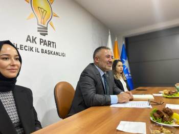 Yeni Yönetim İlk Kez Bir Araya Geldi
