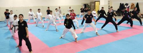 Yenikent’te Karate Kış Okulu antrenmanları tüm hızıyla sürüyor