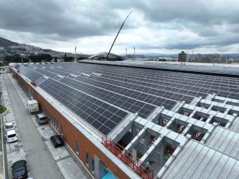 Yenilenebilir enerjiye yatırım sürüyor