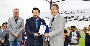 Yenilenen saha kullanıma açıldı