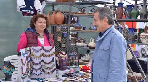 Yerel üreticiler sempozyuma renk katıyor