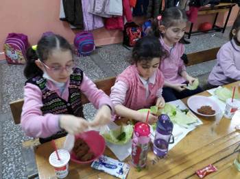 Yerli Malı Haftası’Nda Çiğköfte Partisi Düzenlediler
