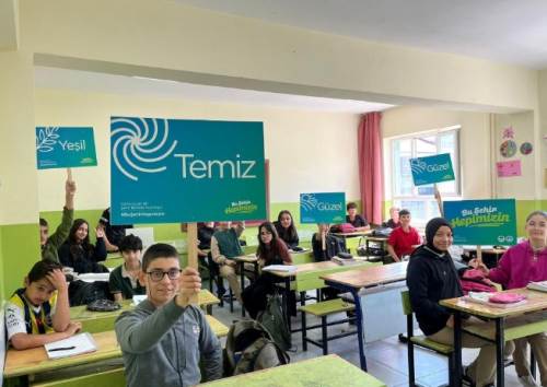 Yeşilay ve Sakarya Büyükşehir Belediyesi'nden gençliğe farkındalık dolu gün