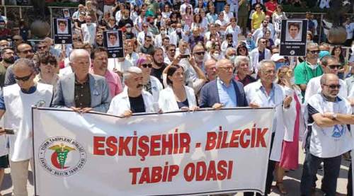 Yetişmiş insanları öldürüyoruz!