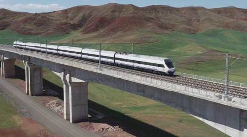 YHT'nin yeni hattı ilk seferini yaptı: Eskişehir'de de duruyor!