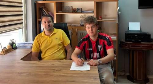 Yiğit Narin imzayı attı