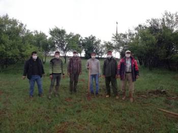 Yıkılan Leylek Yuvası İçin Seferber Oldular
