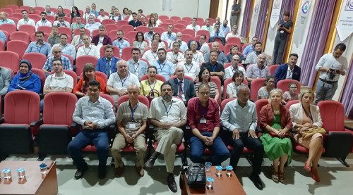 Yıllar sonra aynı okulda buluştular