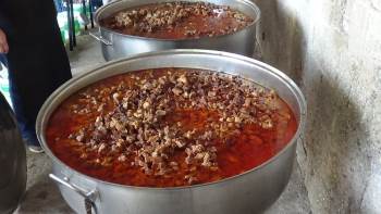 Yılların ’Takım Yemeği’ Geleneği Devam Ettiriliyor
