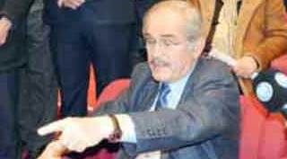 Yılmaz Büyükerşen: Seçim öncesi provokasyon yapıyorlar