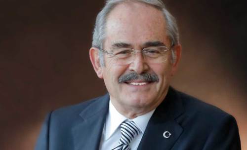  Yılmaz Büyükerşen'den Çalışan Gazeteciler Günü'ne özel mesaj