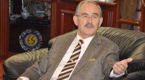 Yılmaz Büyükerşen'den kritik uyarı: Yanlış yoldalar!