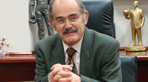 Yılmaz Büyükerşen Eskişehir için o unvanın peşinde