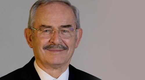 Yılmaz Büyükerşen Eskişehirlilerin desteğini istedi!