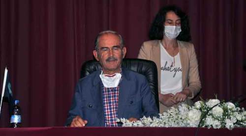Yılmaz Büyükerşen ile ilginç diyalog!