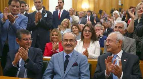 Yılmaz Büyükerşen örneğini incelesinler