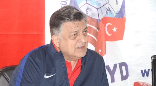 Yılmaz Hoca Eskişehir'den destek istedi