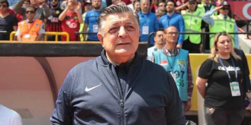 Yılmaz Vural: Havaya girersek tokadı yeriz