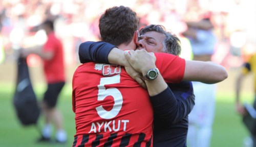 Yılmaz Vural: Olmak veya olmamak meselesiydi