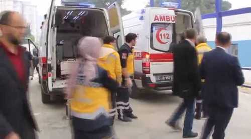 Yolda yürürken düştü yaşamını yitirdi