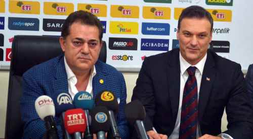 Yollar ayrılıyor mu?