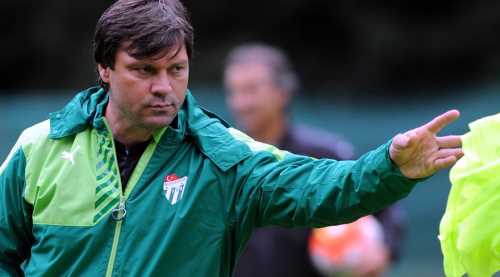 Yönetim Ertuğrul Sağlam'ı veto etti