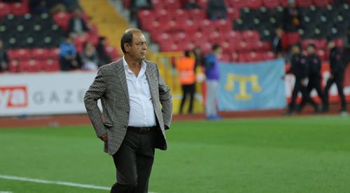 Yücel İldiz: Takımdan memnunum