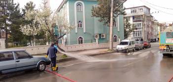 Yunus Emre’Nin Cadde Ve Sokaklar Yıkandı
