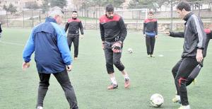 Yunusemre şampiyonluğa kitlendi