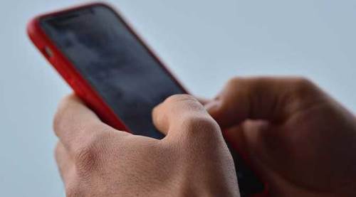 Yurt dışından telefon getireceklere kötü haber: Yeni ücret dudak uçuklattı