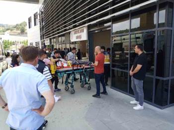 Yüzme Havuzunun Klorlama Çukuruna Düşen Kız Çocuğu Zehirlendi
