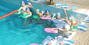 Yüzmeyi çok sevdiler