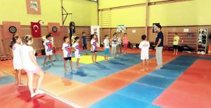 Yüzücüler kondisyon çalıştı