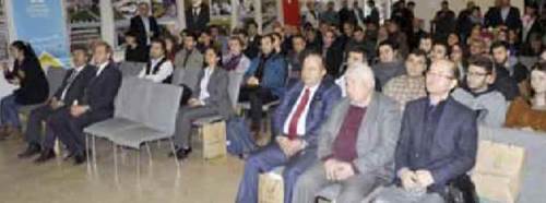 Yüzümüzü güneşe döndük 