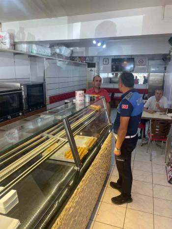 Zabıta Ekipleri Bayramda Tedbirleri Sıkı Tutuyor
